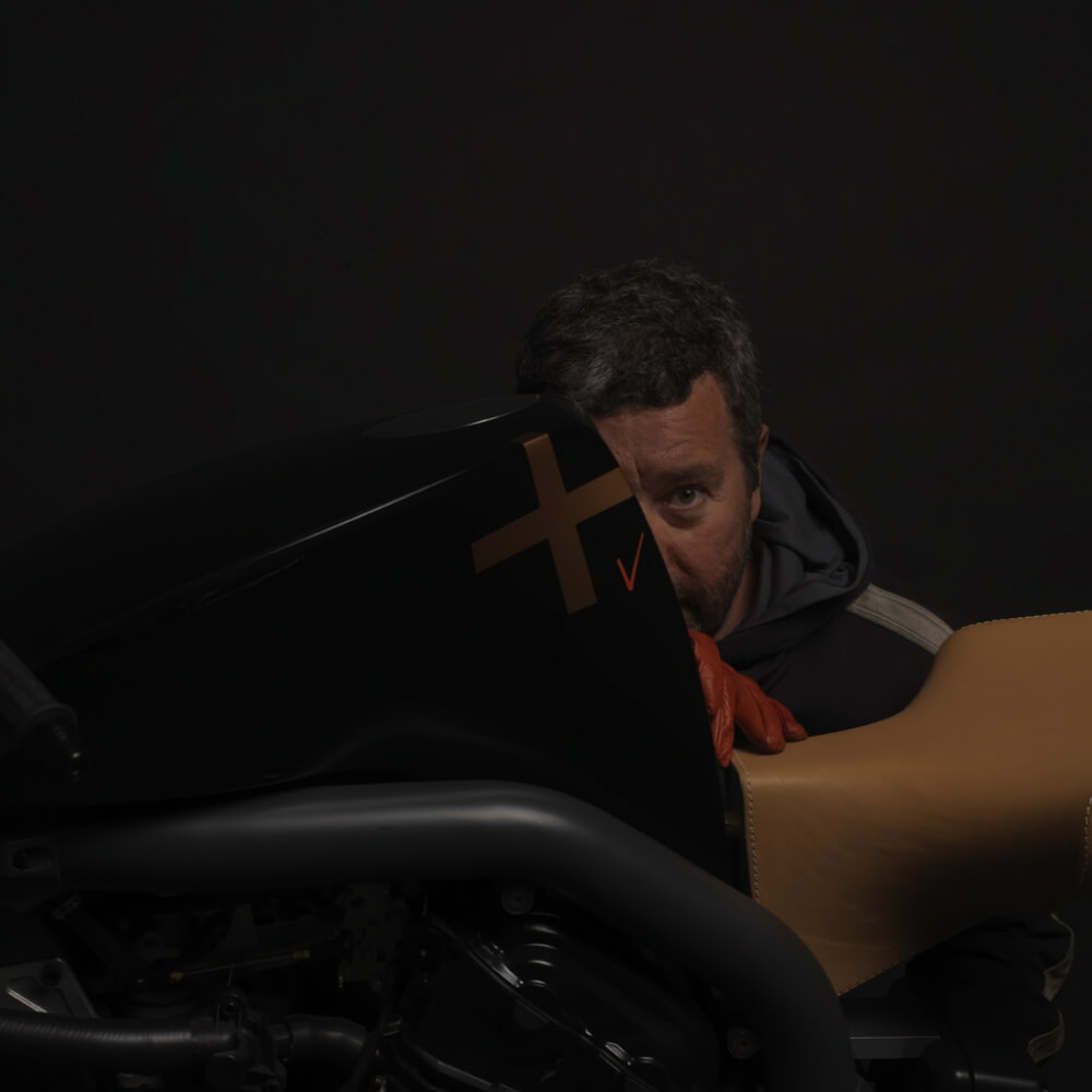 Philippe Starck with Super Naked XV 2 - 